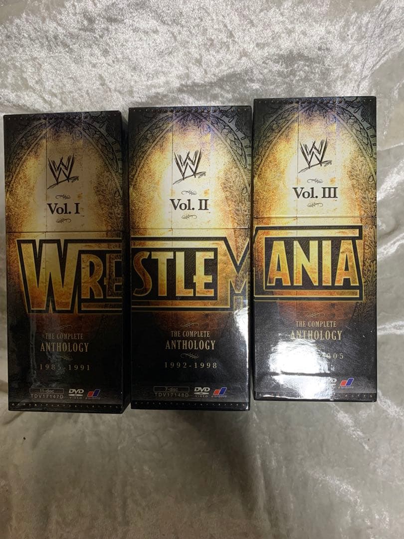 WWE レッスルマニア・アンソロジーBOX 1~3 【初回3,000セット限定】 Amazon.co.jp: WWE レッスルマニア・アンソロジーBOX3 XV-XXI (3000