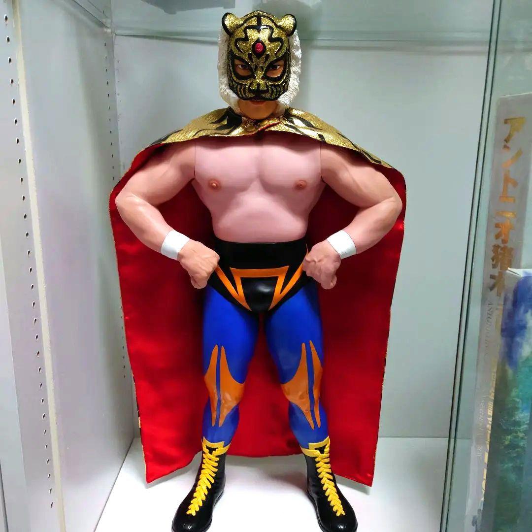 プロレス 初代タイガーマスクの約60cm特大フィギュア 限定200 - メルカリ