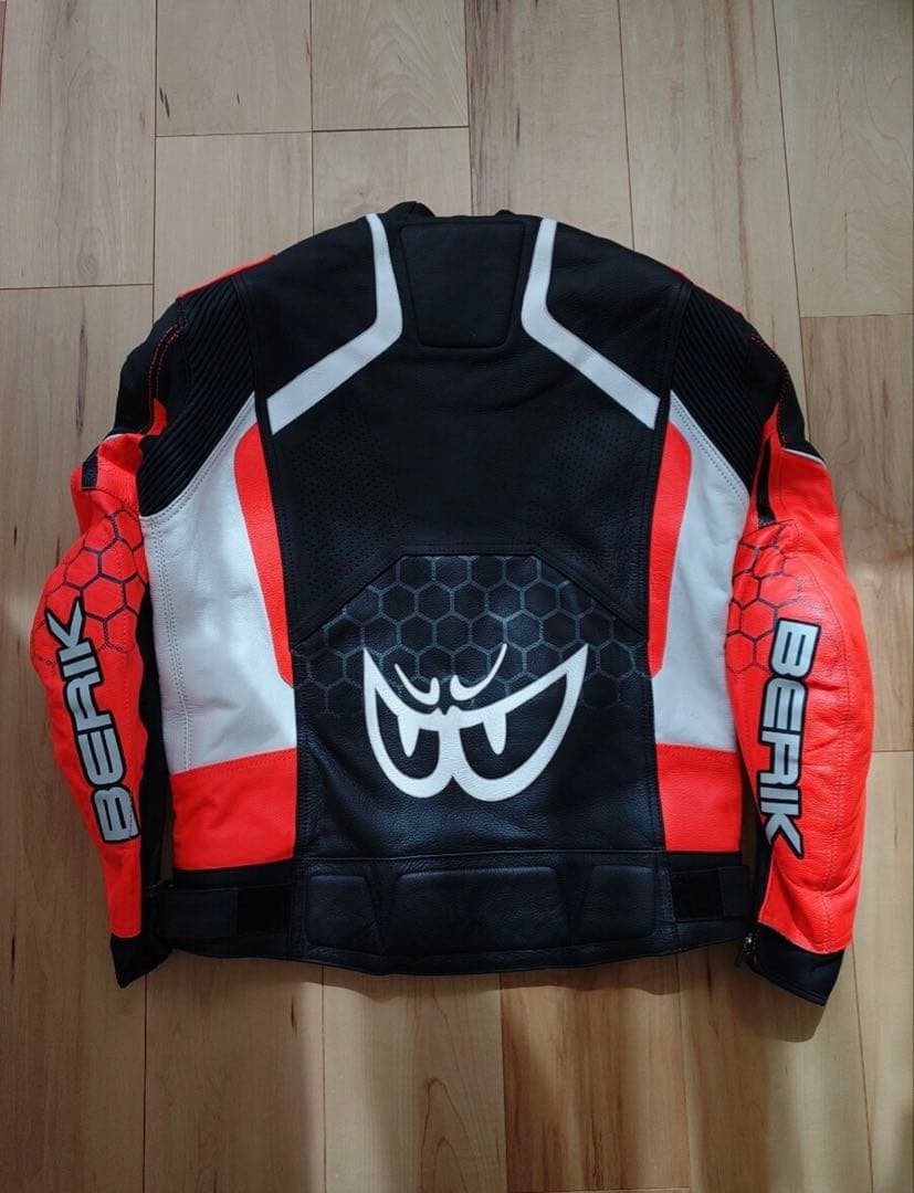 BERIK ベリック レザージャケット 牛革 52 サイズ XL相当 - メルカリ