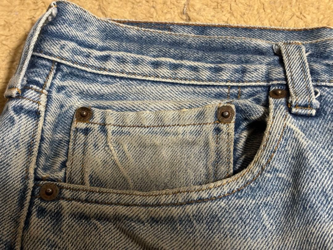 超希少】Levi's 501 66後期 ハチマル最初期 刻印6 脇割り W35 - メルカリ