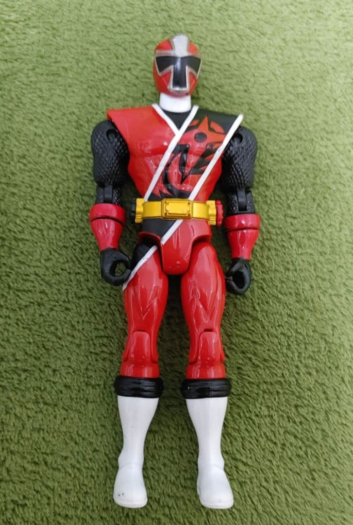 ニンニンジャー 戦隊ヒーロー 赤色 フィギュア - メルカリ