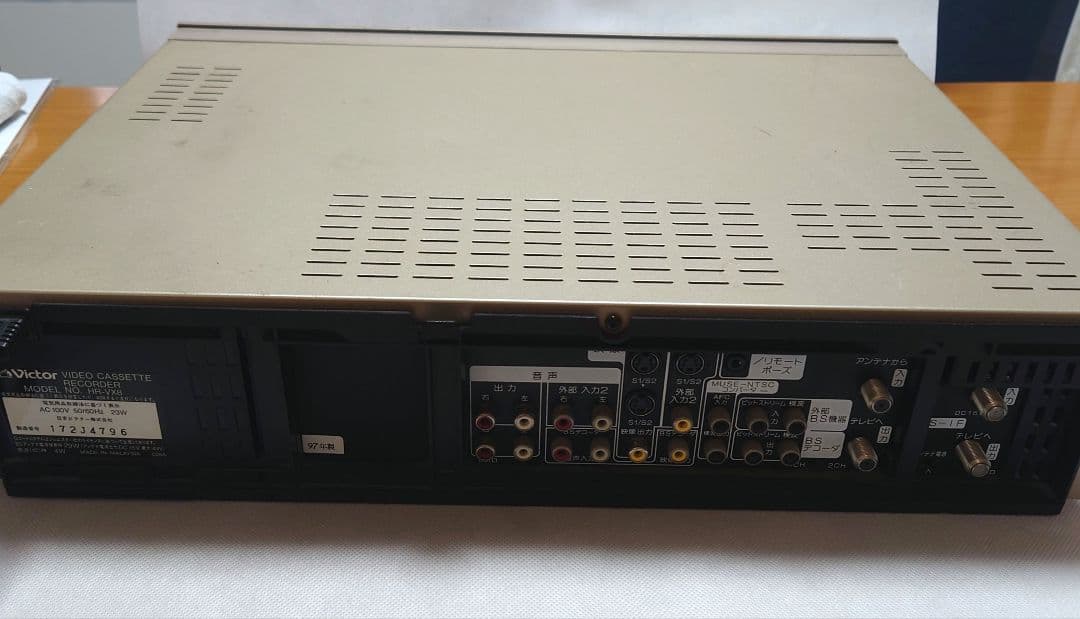 ビクター HR-VX8 S-VHSビデオデッキ - メルカリ
