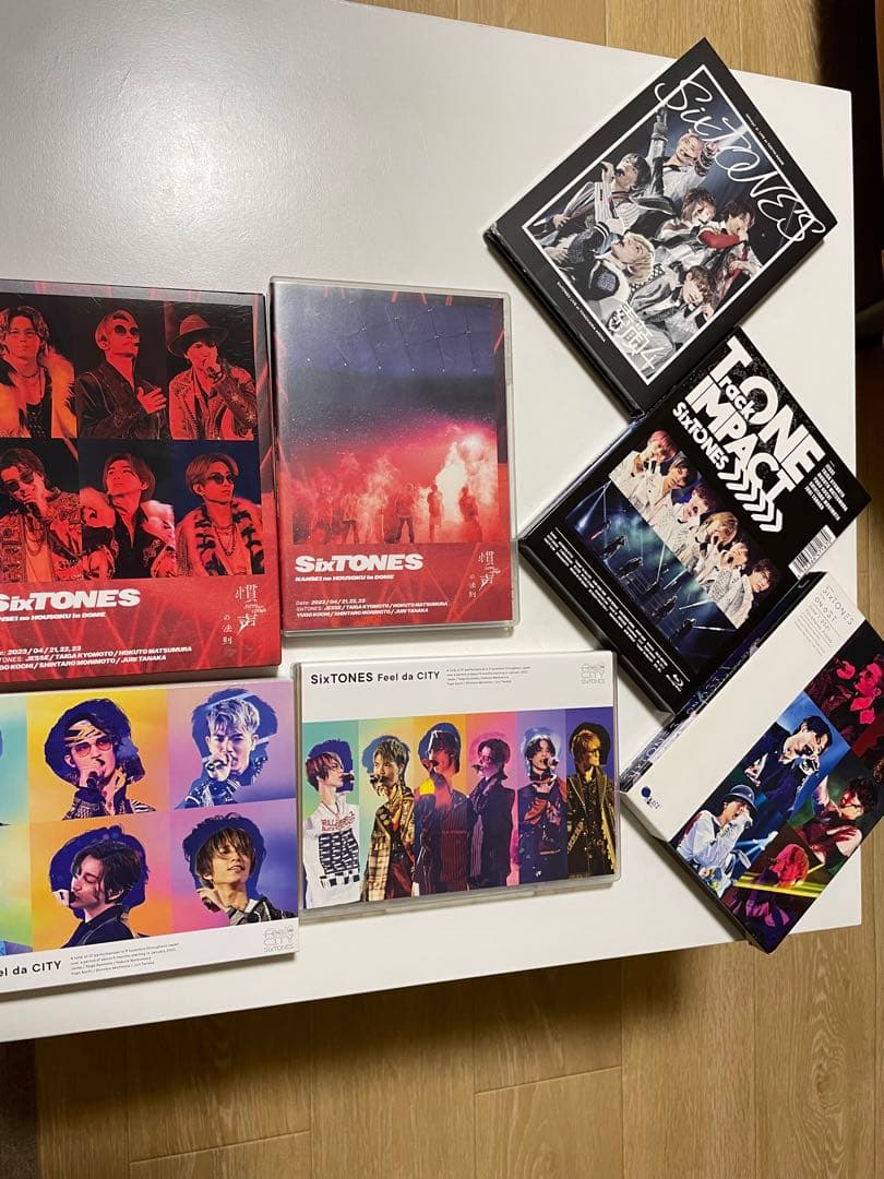 SixTONES CD, bluray, 特典, ペンライト, 生写真等セット Amazon.co.jp: 【先着特典あり CD + Blu-ray 】 SixTONES / THE VIBES