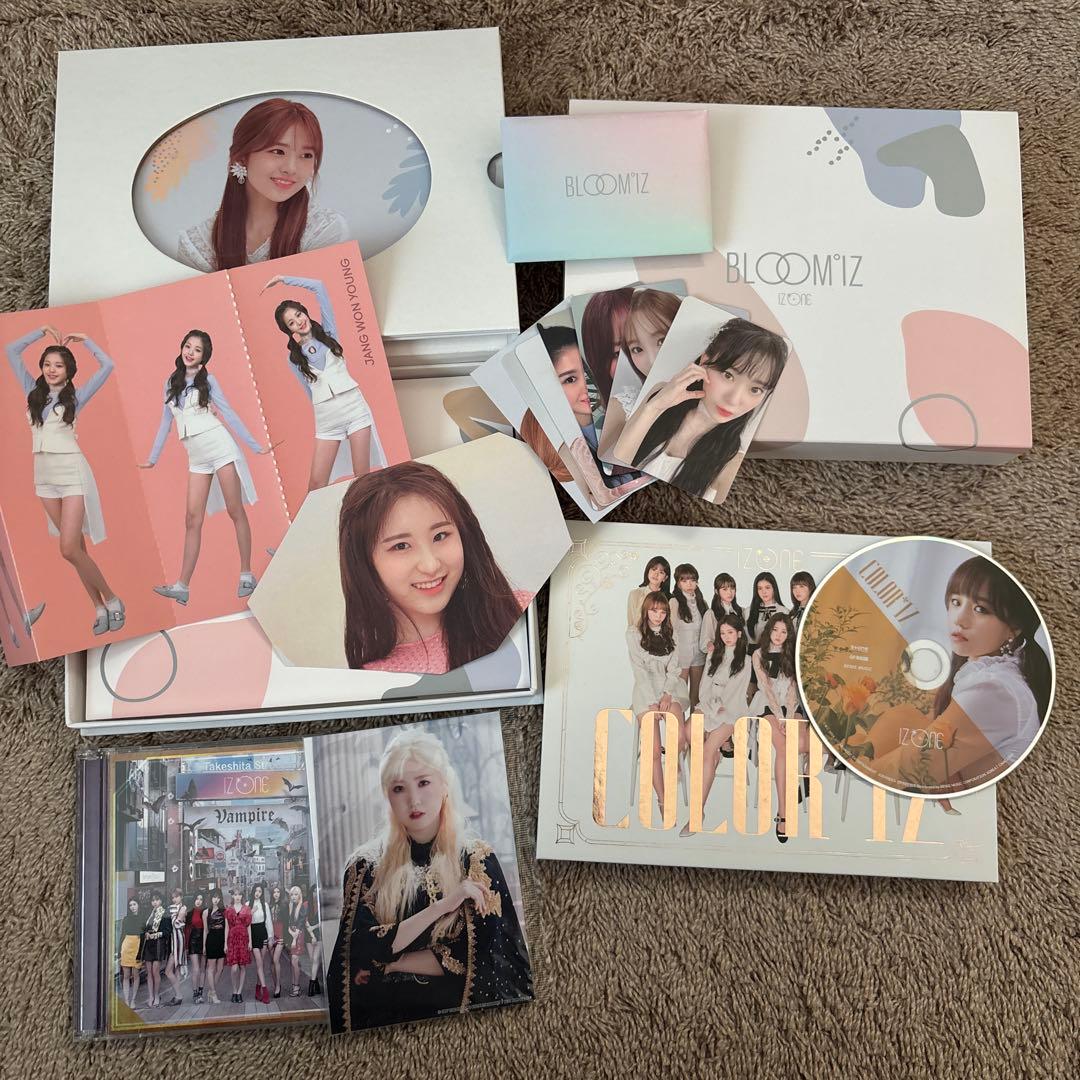 IZ*ONE アルバムセット付属品付き - メルカリ