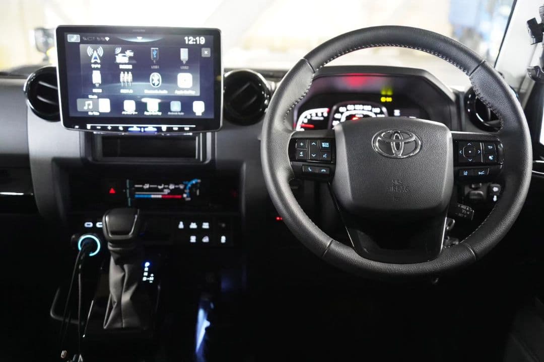 再再販 GDJ76W ランドクルーザー70 ランクル70 ステアリングスイッチ