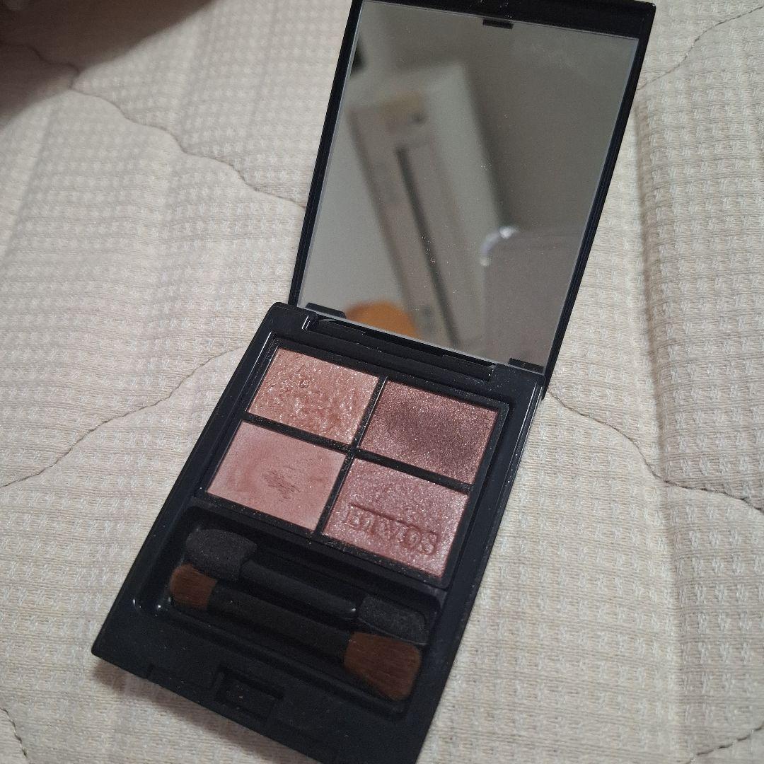 アイシャドウパレット ブラウン系 4色 日本製 - メルカリ