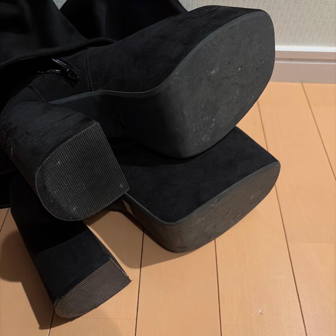 美品☆完売品☆EMODA ルーズフレアカバーフィットブーツ☆あのちゃん