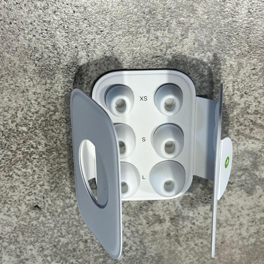 AirPods Pro 2 右耳 充電ケース