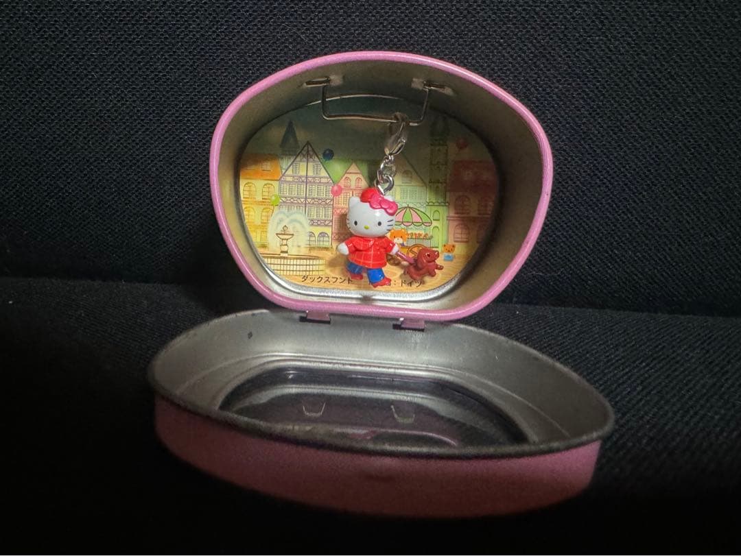 値下げ予定なし　ハローキティ 世界 子犬のお散歩　ダックスフレンド　ドイツ 値下げ予定なし ハローキティ 世界 子犬のお散歩 ダックスフレンド