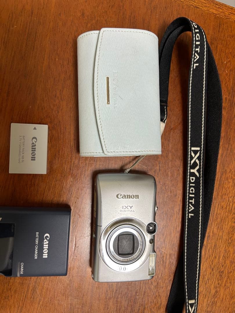 Canon デジタルカメラ IXY DIGITAL 820 IS 日本製