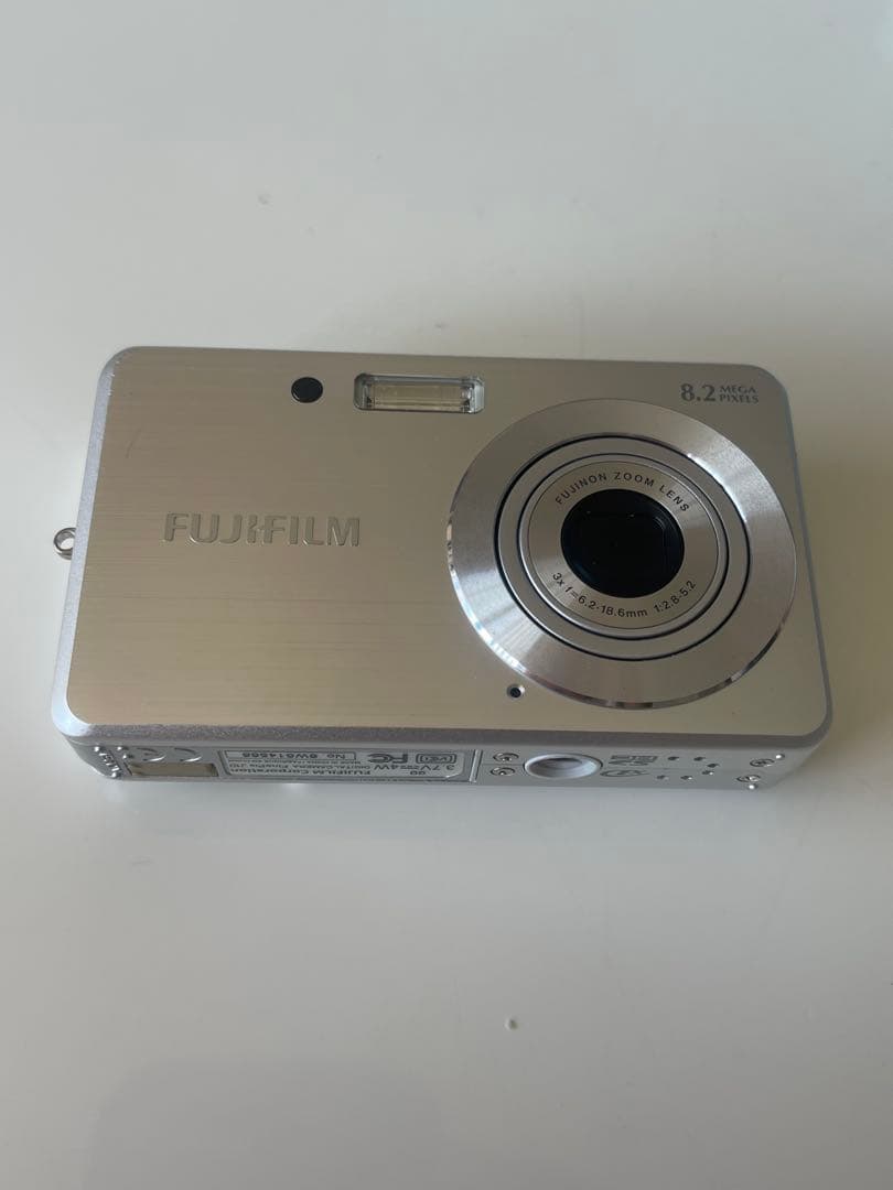 デジタルカメラ FUJIFILM finepix J10 FUJIFILM Finepix J10 Digital Camera (Silver) 15821277 B&H Photo
