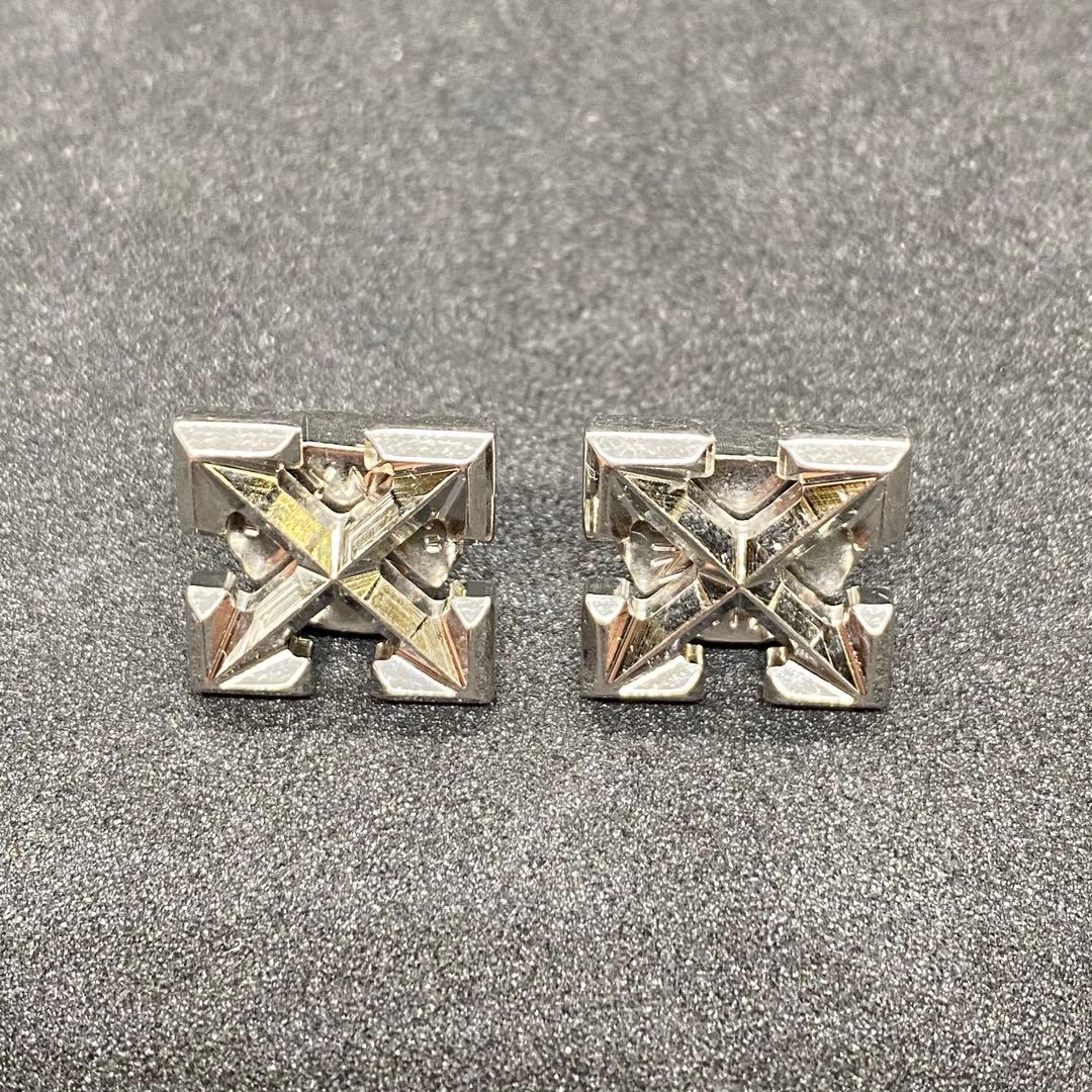 OFF-WHITE アロー ピアス 2セット - メルカリ