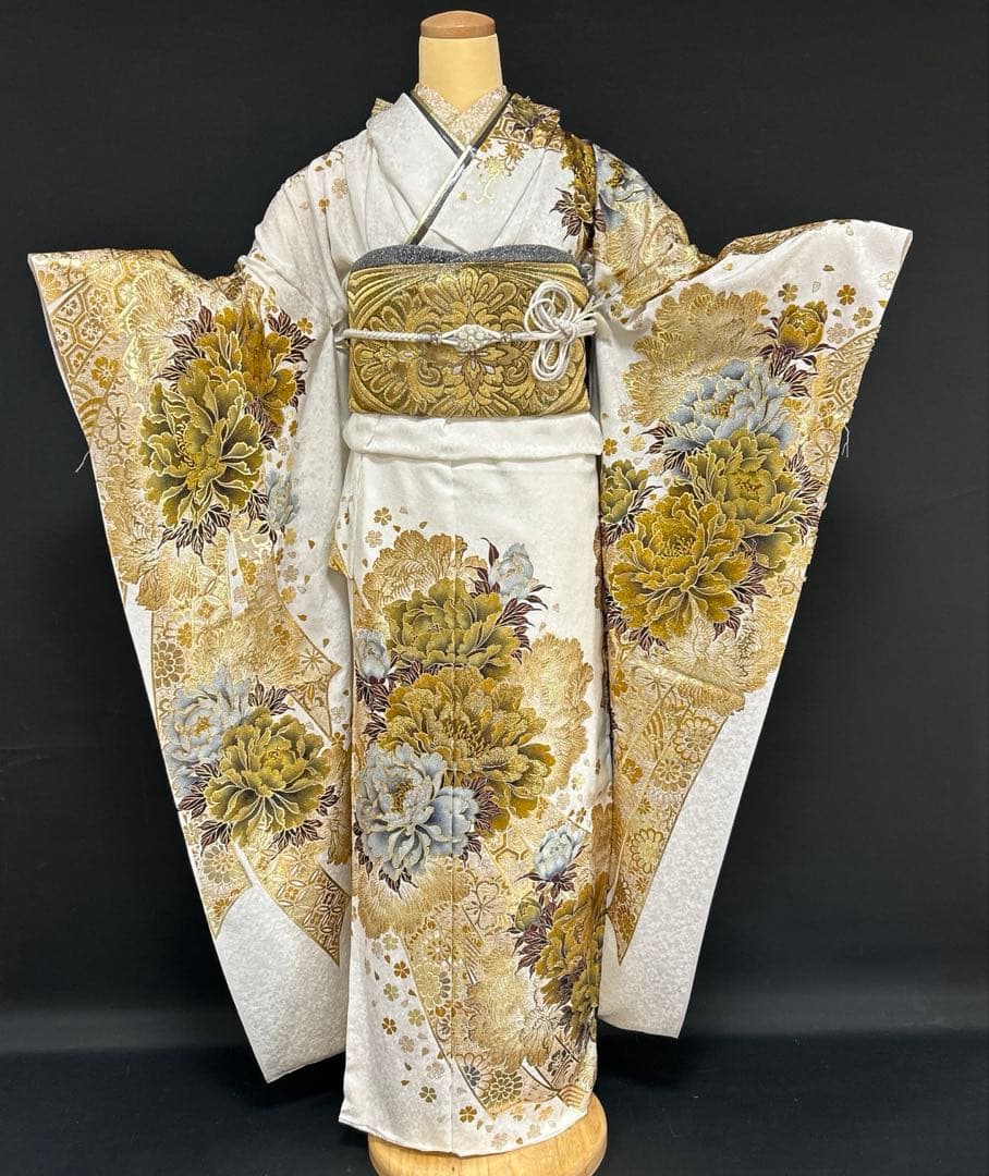 S*様 振袖二枚未仕立て　胴裏二枚 未仕立て 振袖 22点セット「紺 友禅 梅に楓と鈴」仮絵羽 振り袖 正絹