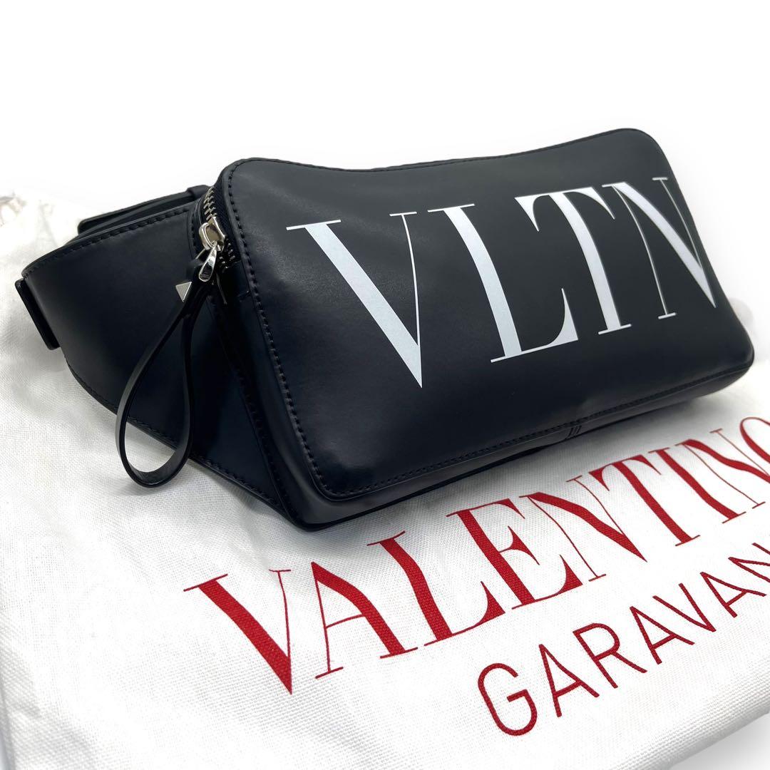 未使用級□ヴァレンティノ ボディバッグ ウエストポーチ VLTN レザー