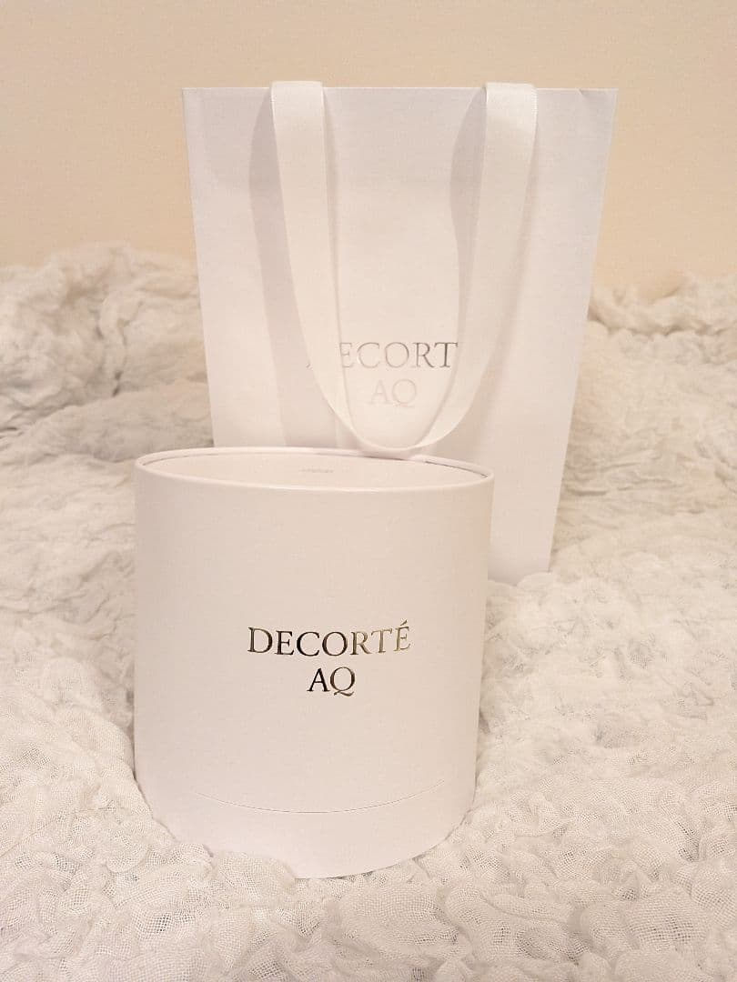 ☆2025年12月1日発売 数量限定品☆ コスメデコルテ AQ ラディアンス