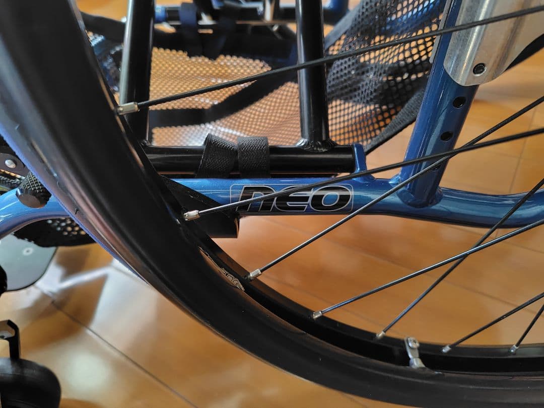 車椅子（自走用）OXエンジニアリング NEO ブルー - メルカリ