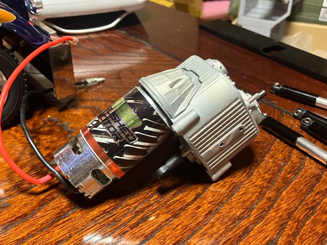 Bc8 Cross Rc 1/12 MAZ537