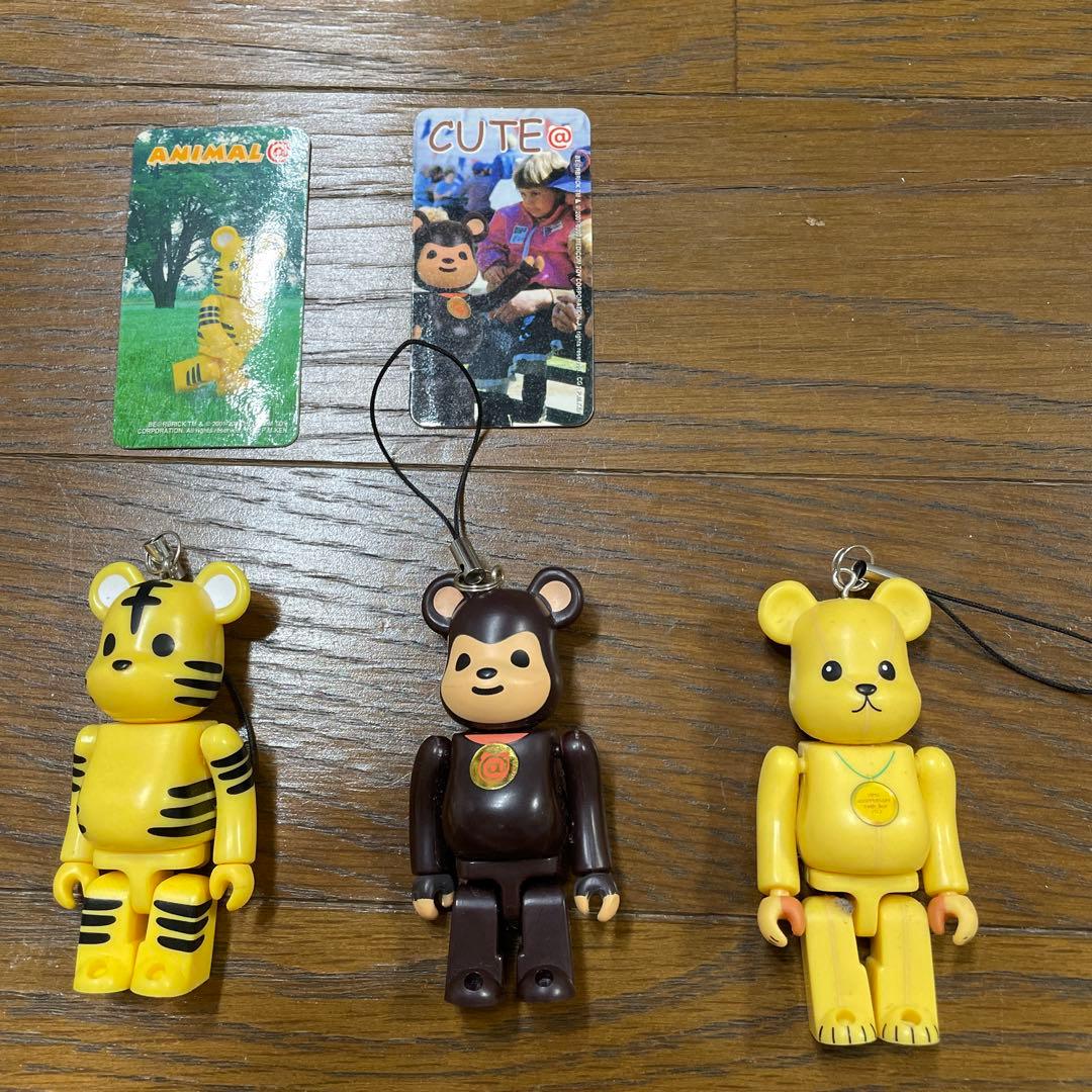 ベアブリック キーホルダー - メルカリ