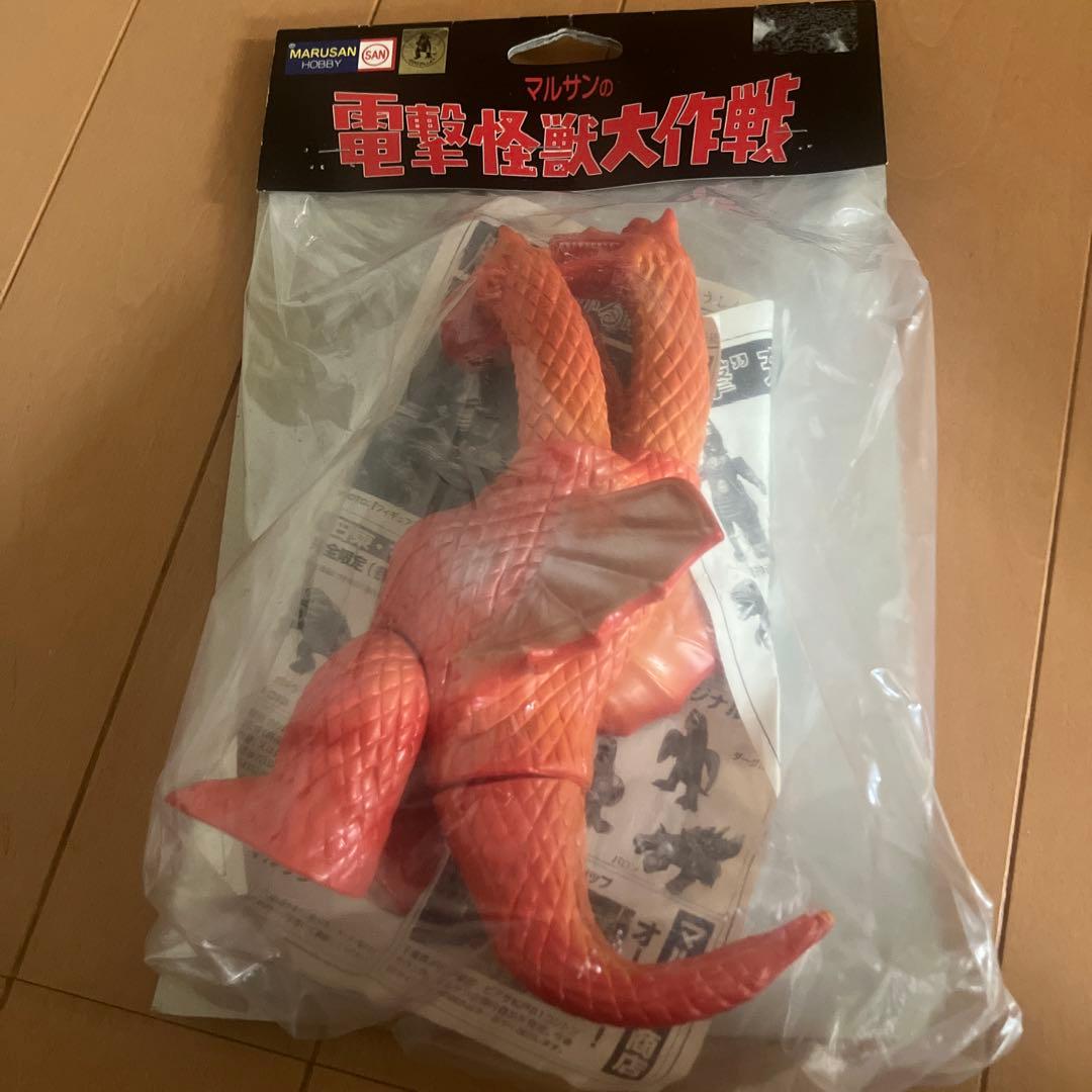 キングギドラ　マルサン 緊急告知！なんとマルサンの「POP-UP KAIJYU SALON SHOP」が聖地で復活