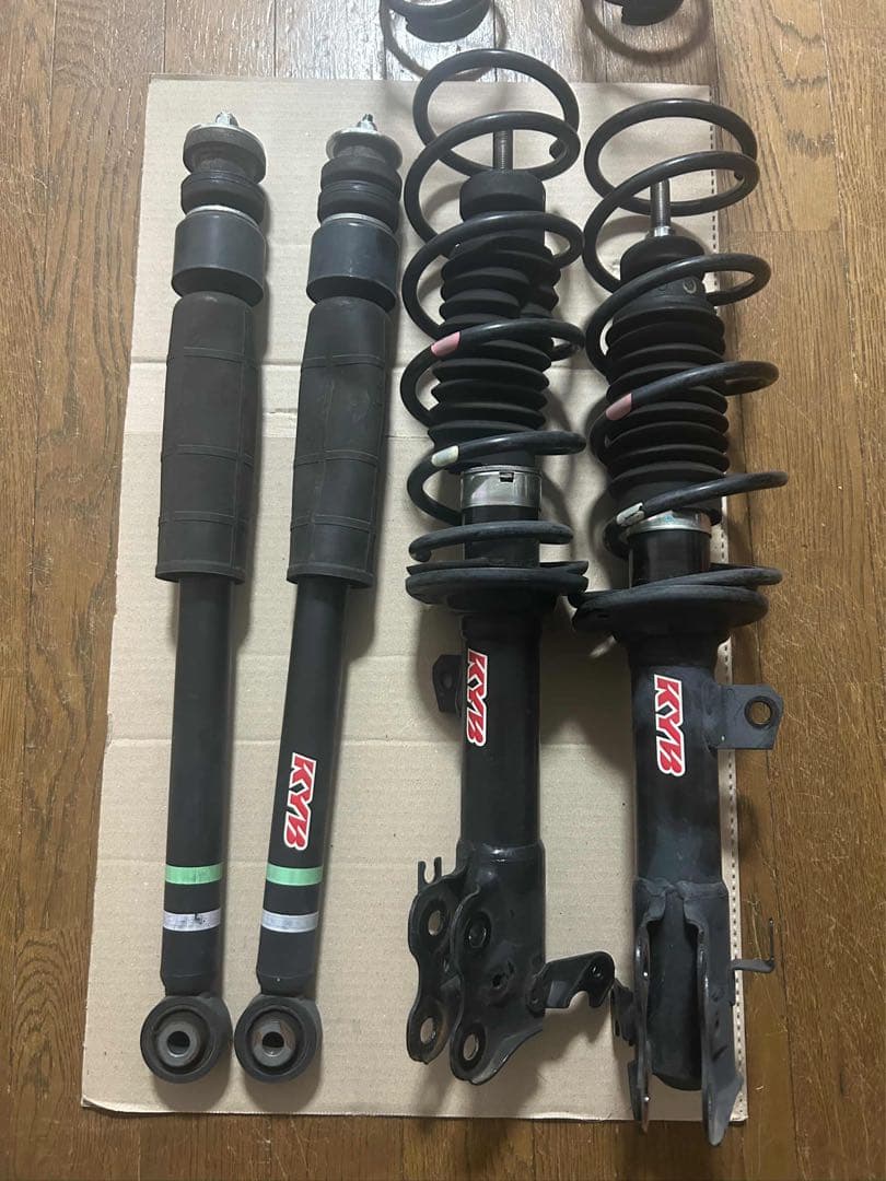 KYB サスペンション アルトワークス ha36sアルトワークス用 - メルカリ