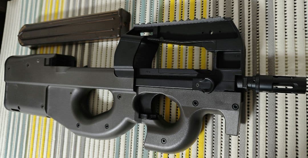 東京マルイ 電動ガン P90 TR 東京マルイ 東京マルイ P90 TR スタンダード電動ガン | あきばお