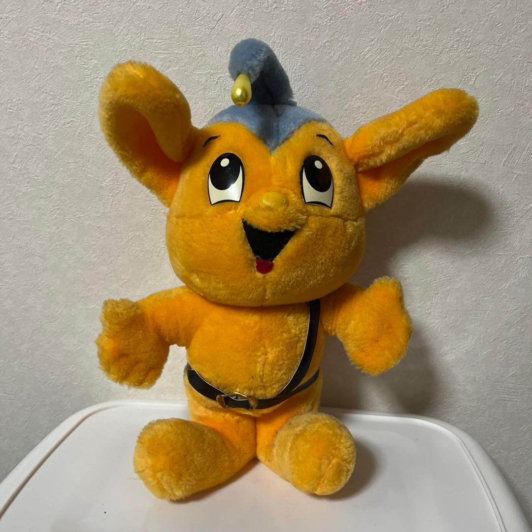 非売品】ピーポくん ぬいぐるみ - メルカリ