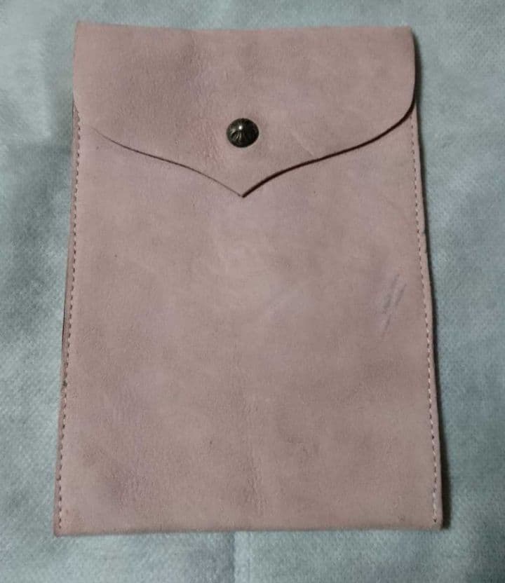 W*ル様 クロムハーツ ノベルティー 非売品 スウェード ポーチ - メルカリ