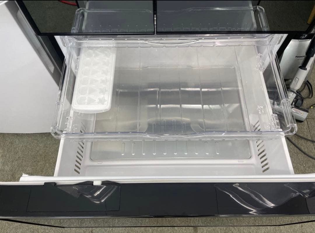 日立 HITACHI R-X5700F 中古美品 6ドア クリスタルミラー - メルカリ