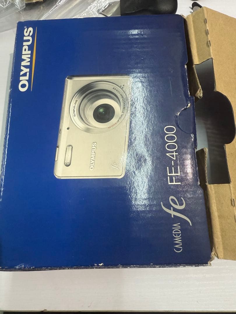 デジタルカメラ OLYMPUS FE-4000 Amazon.com : OM SYSTEM OLYMPUS FE-4000 12MP Digital Camera with 4x