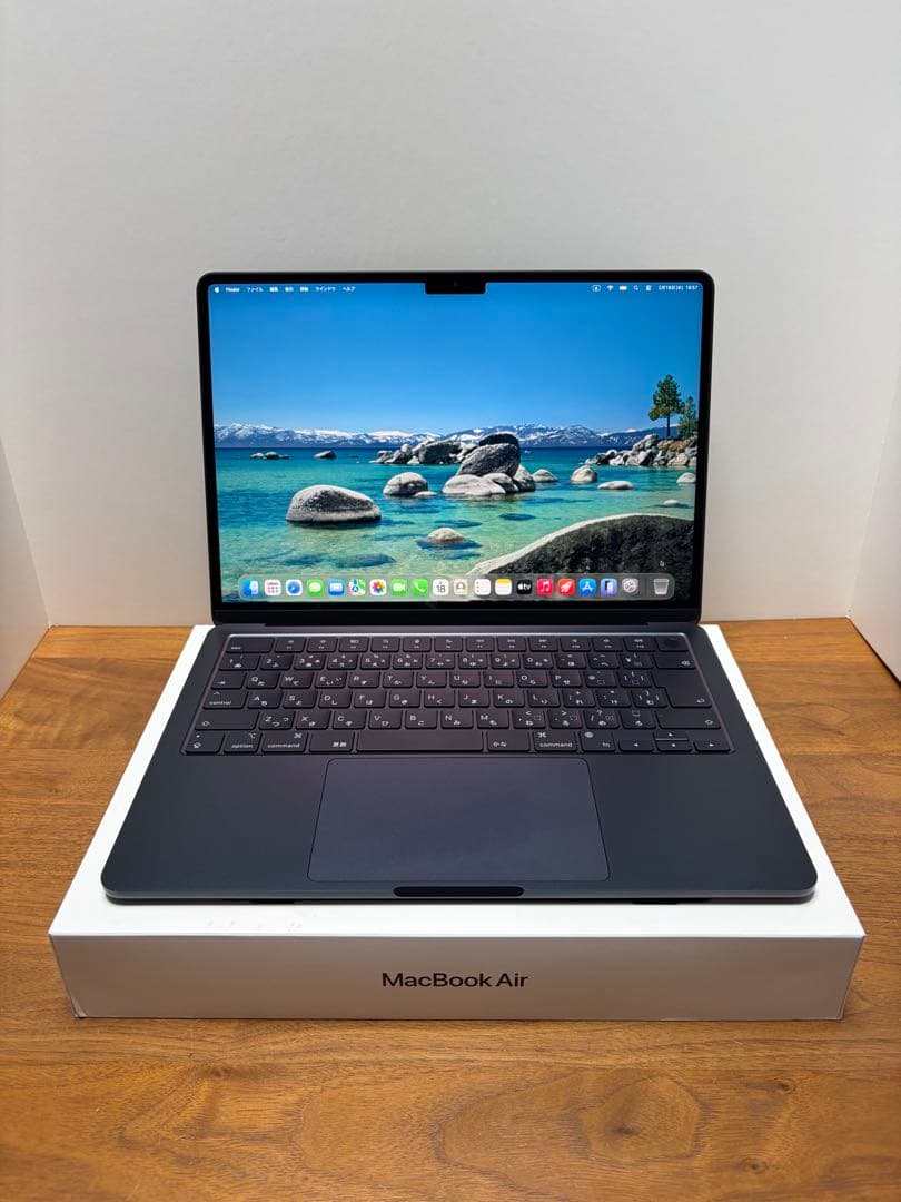 美品❗️MacBook Air 2022 M2チップ ミッドナイト - メルカリ