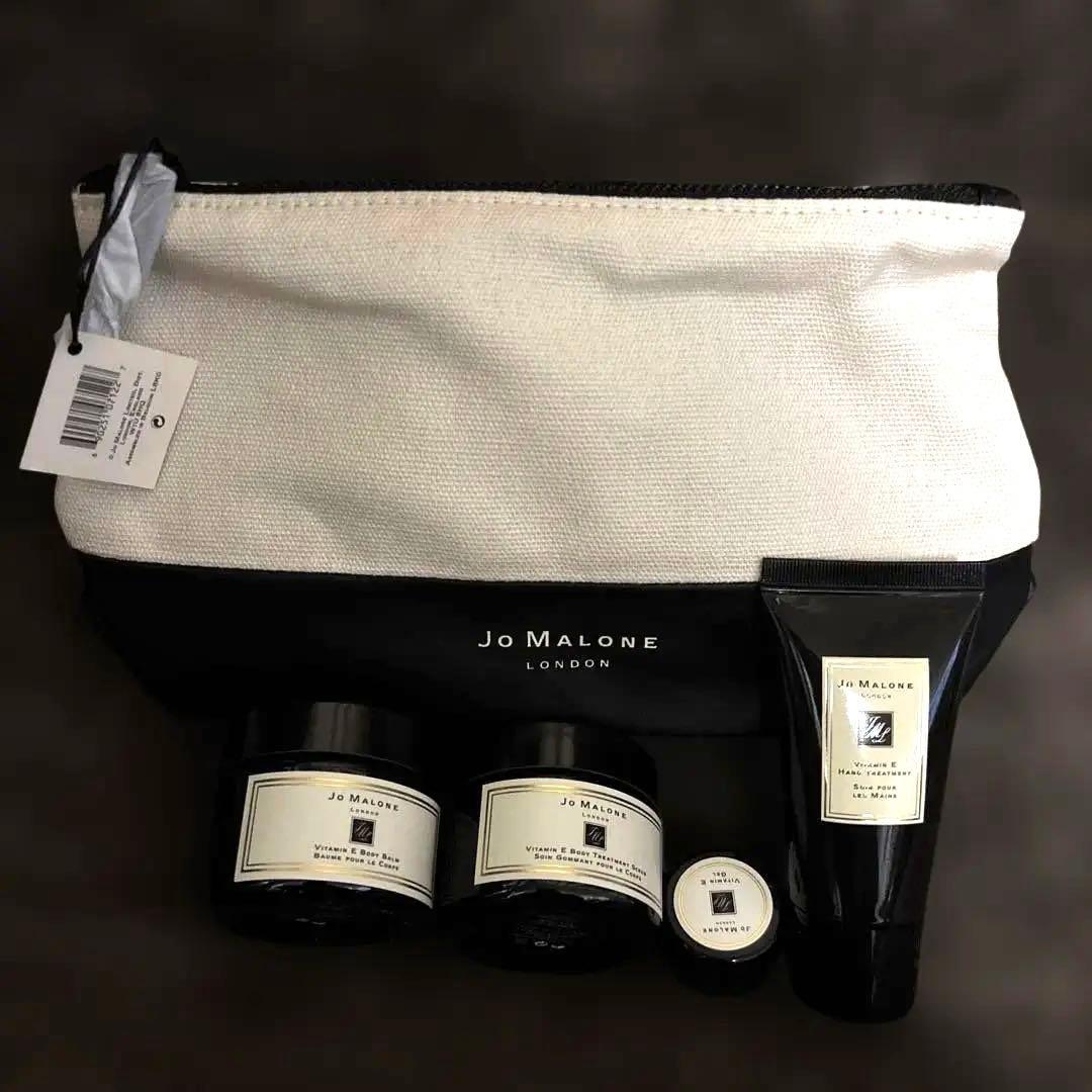 ジョーマローン　ビタミンE ポーチセット　Jo Malone トラベルセット Fragrant Favourites Pouch | ジョー マローン ロンドン Jo Malone