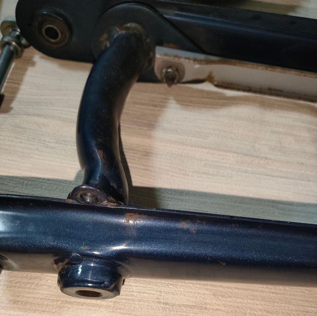 プレスカブ リヤホイール、スイングアーム リム腐食穴有り - メルカリ