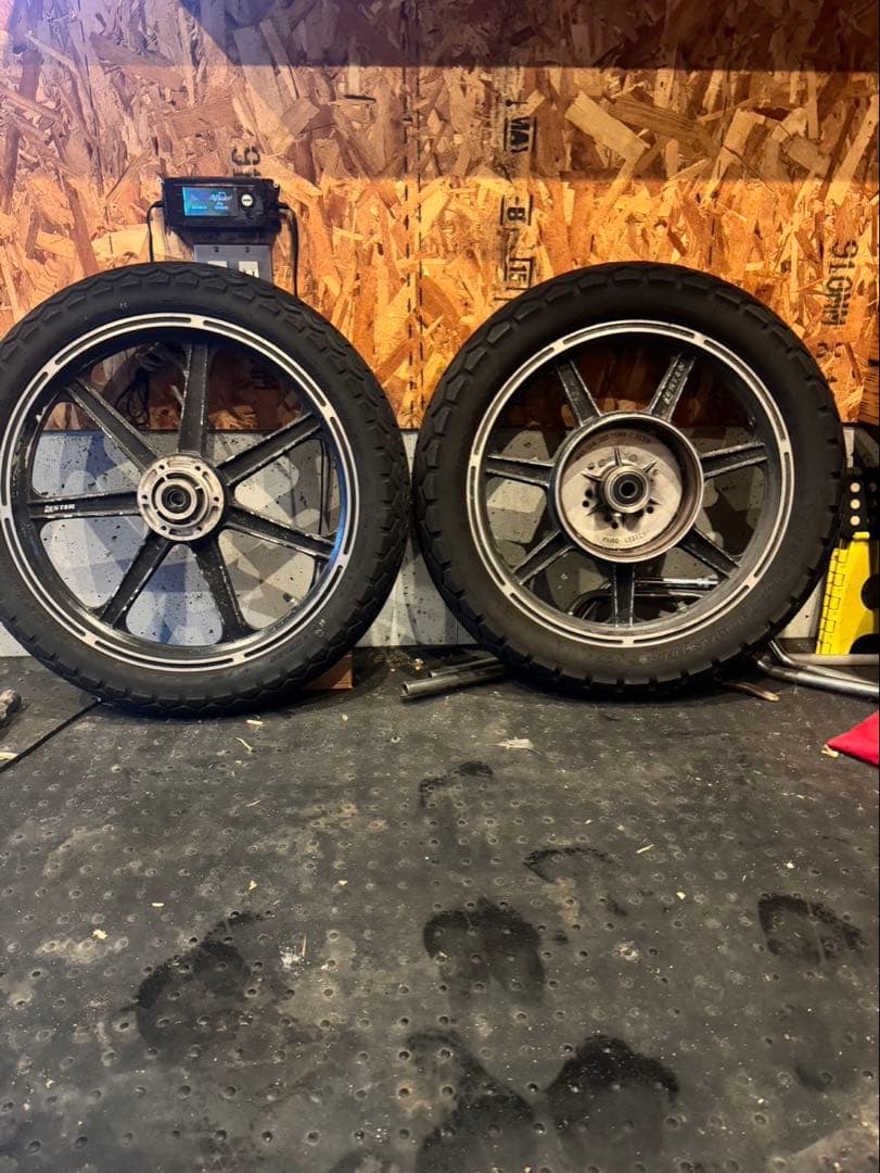 z1z2 用 初期レスターキャストホイール - メルカリ