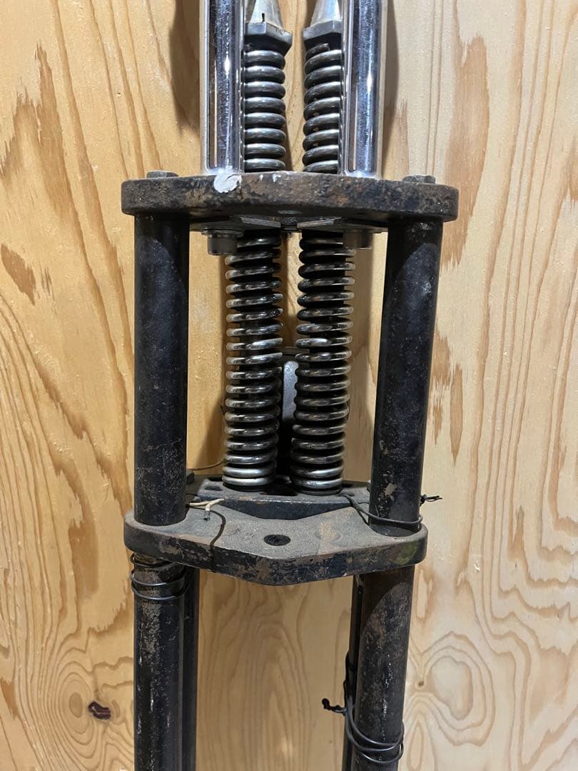 ハーレー トライアンフT110 スプリンガーフォーク 旧車 ヴィンテージ