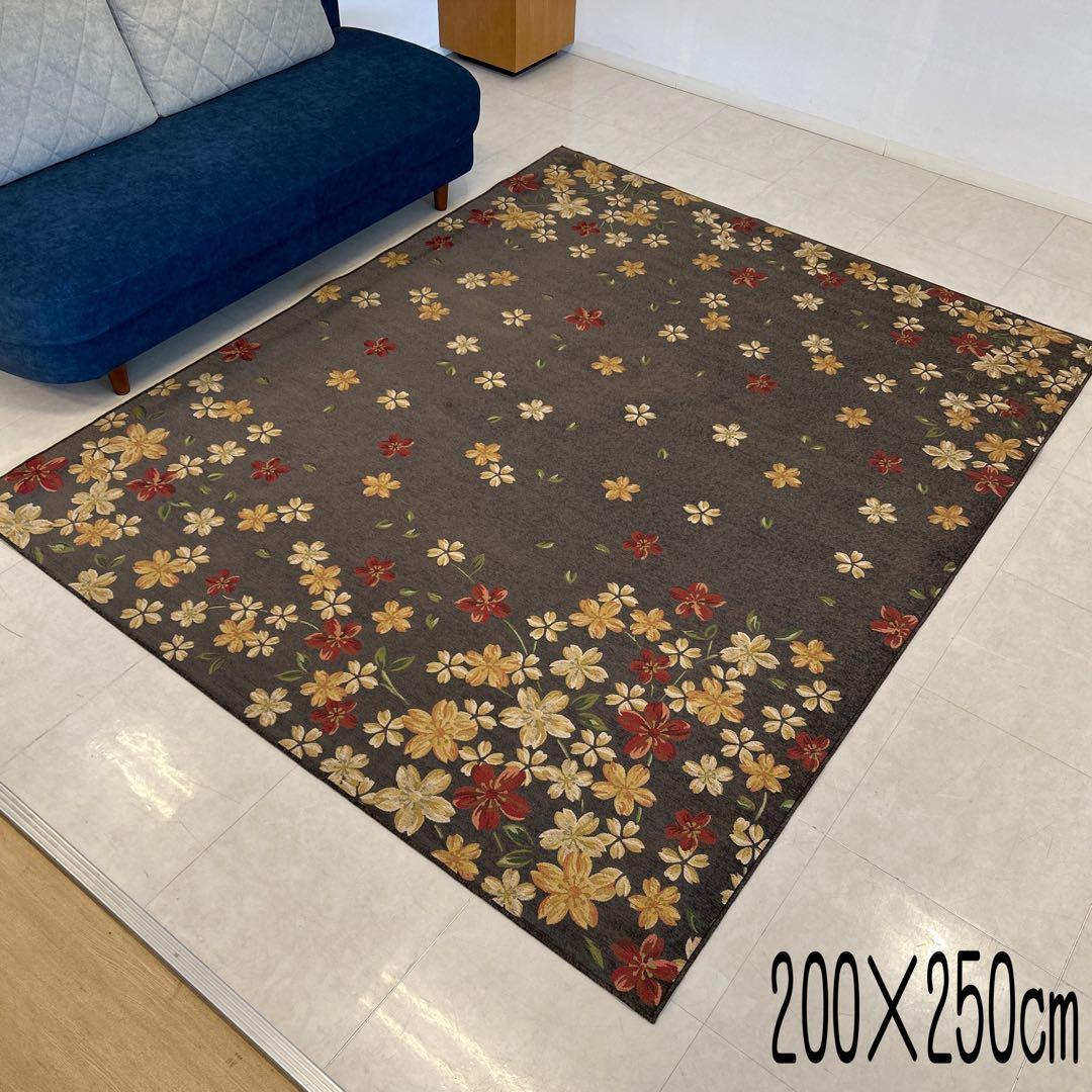 新品☆花柄のシェニールラグ 200×250cm 上品 桜の花 さくら模様 ビクトリア ラグ 200×250cm - 年間 ラグ クラシック柄 薄手
