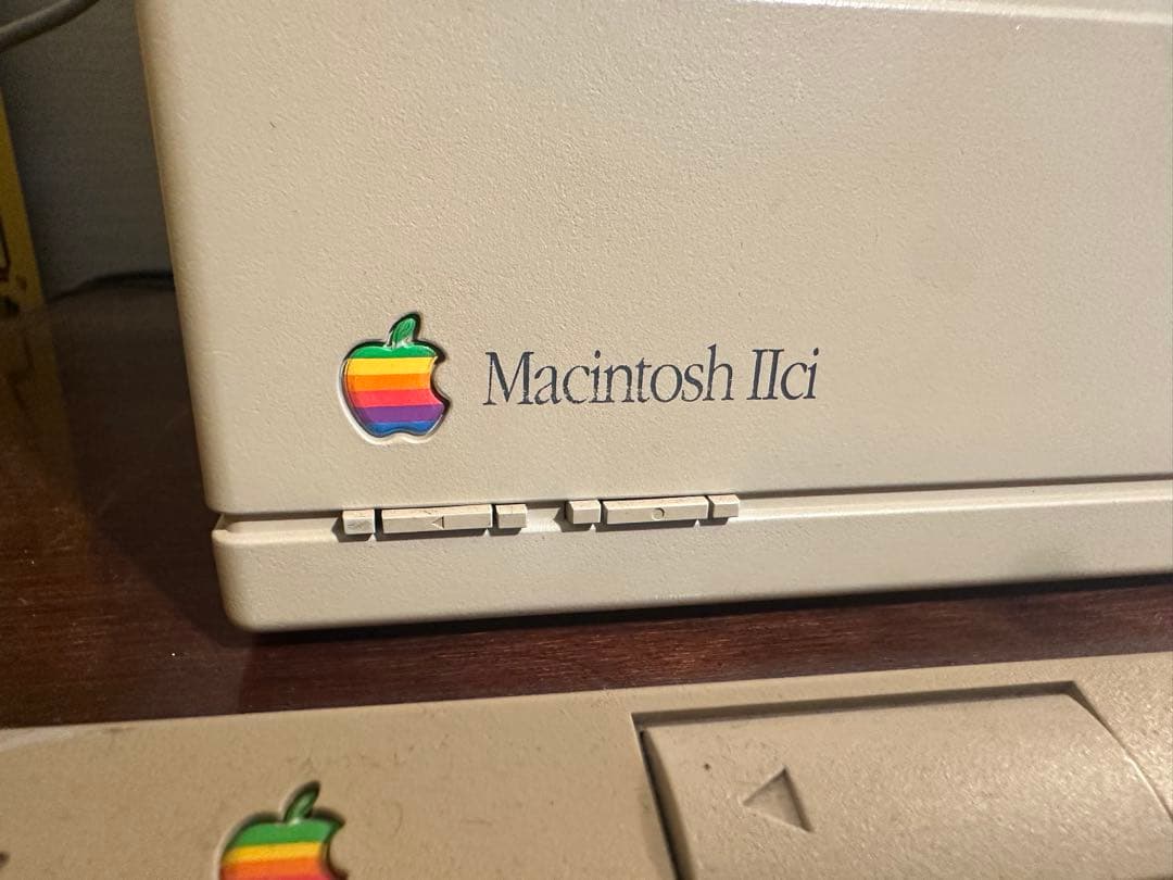 動作確認済Apple Macintosh IIci RAM20MB/HDD1GB - メルカリ