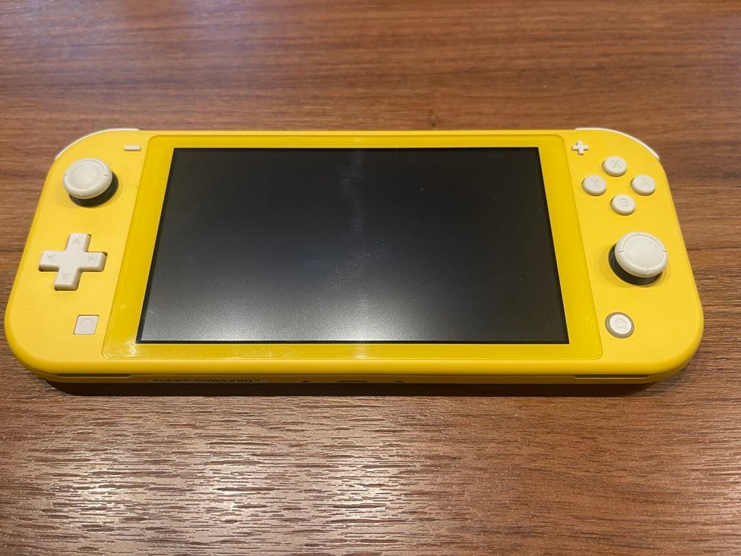 d*7様 外観美品 Nintendo Switch Lite イエロー Nintendo Switch Lite - Yellow - REFURBISHED - Hardware - Nintendo