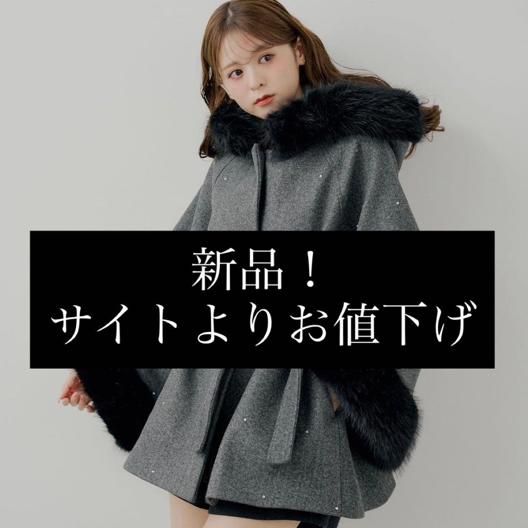 Chico(チコ)ビジュー付きファー襟ケープコート - メルカリ