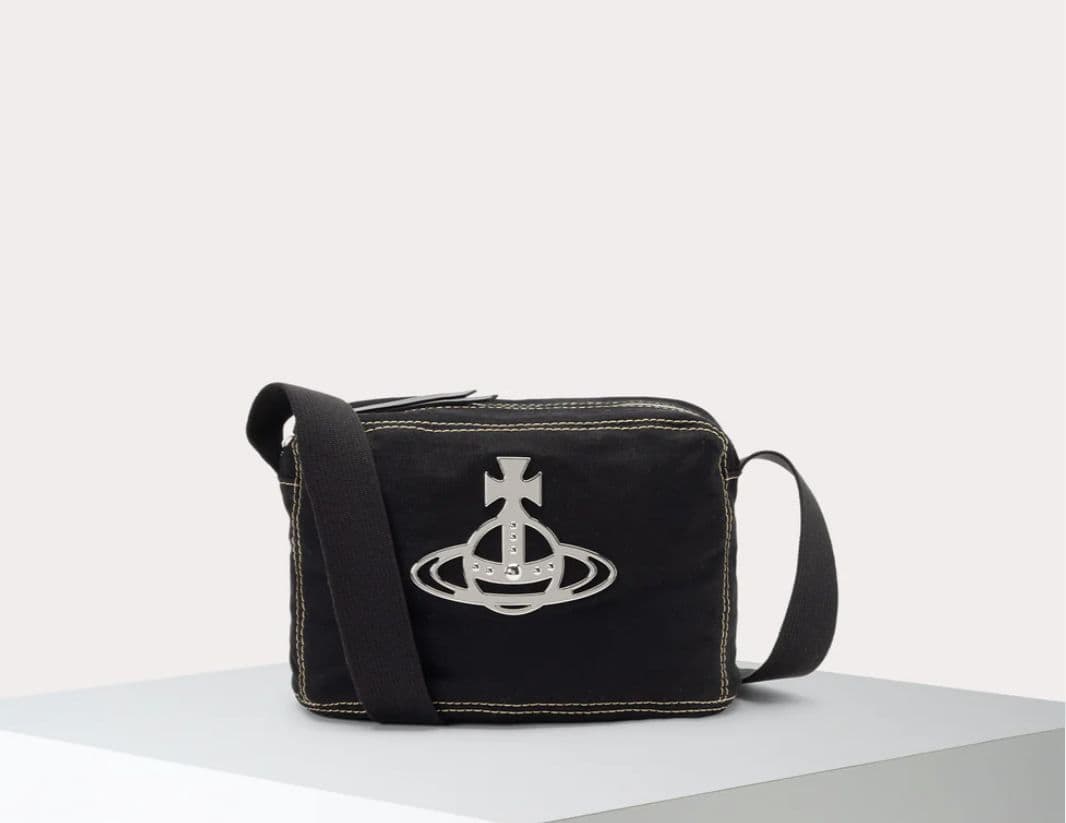 ヴィヴィアンウエストウッド キャンバス ショルダーバッグ ブラック アジア限定】CANVAS ショルダーバッグ(ブラック)（レディース