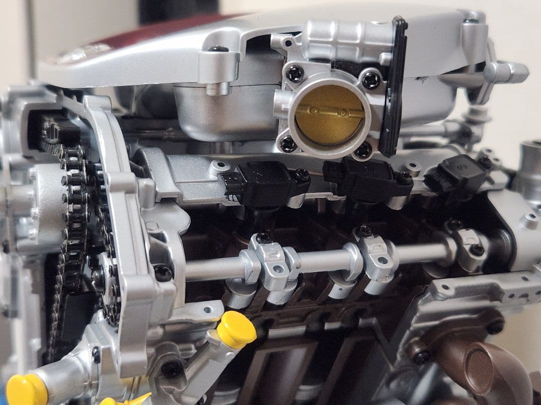 週刊日産GT-R エンジン模型完成品 1/5 R35 VR38DETT - メルカリ