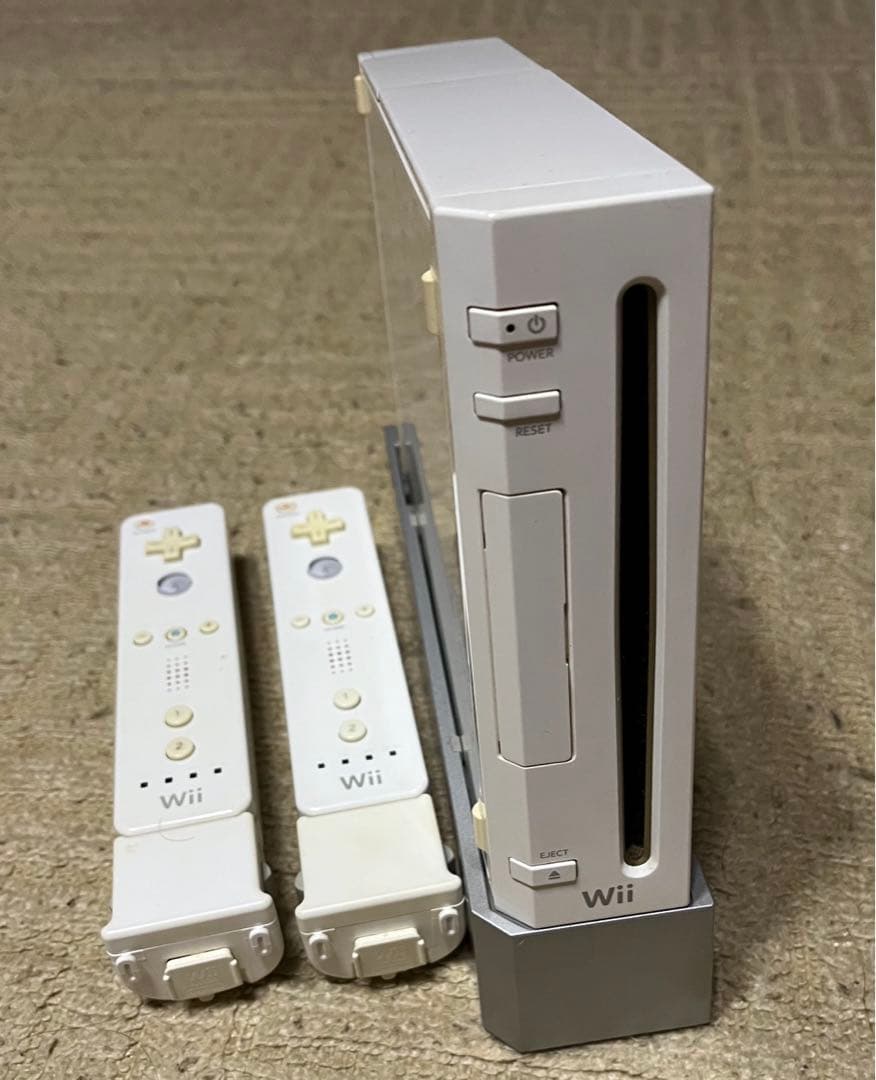 Nintendo Wii RLV-001(JPN) ソフト17本セット 楽天市場】【ソフトプレゼント企画！】Wii 本体 すぐに遊べるセット 2