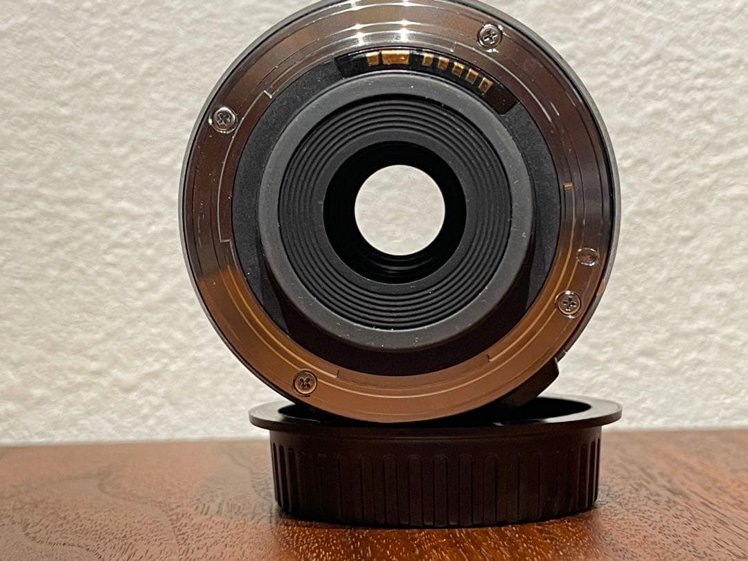 Canon EF-S 10-22mm f/3.5-4.5 USM 保護フィルタ付