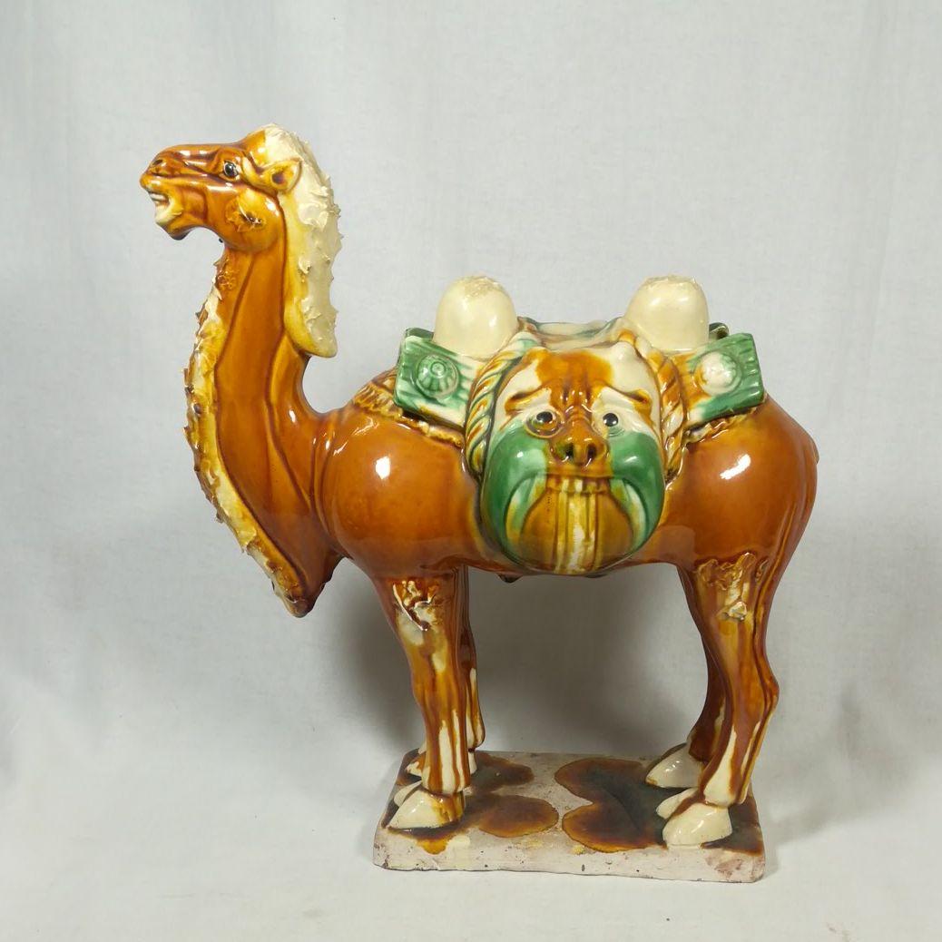 中国 唐三彩 ラクダ 駱駝 置物 - メルカリ