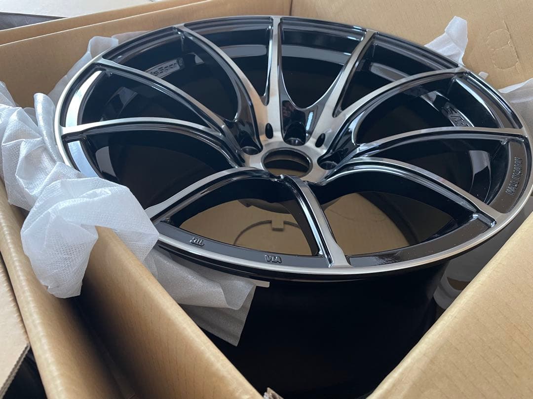 【新品未使用4本】ウェッズスポーツ SA10R 18×10.5J ＋25