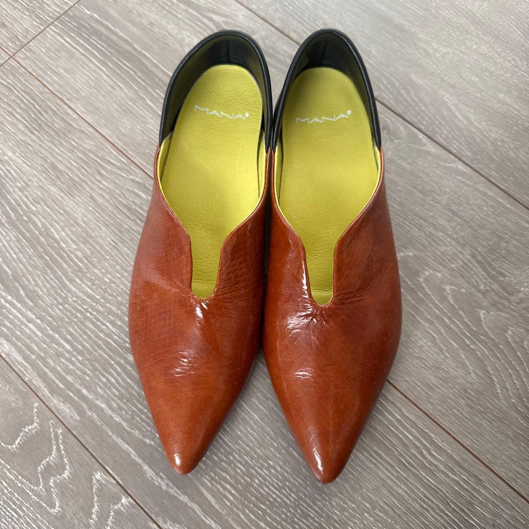 美品　MANA 37 ふかふかバブーシュ　23.5 ブラウン　ブラック MANA パンプス ふかふかバブーシュ マナ 571171 | jolisac