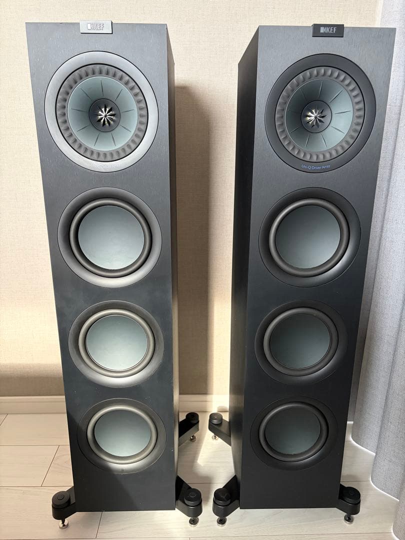KEF Q750 ペア　2本1組 KEF Q750: Mid-sized Floorstanding Tower Speakers | Centre Hi Fi