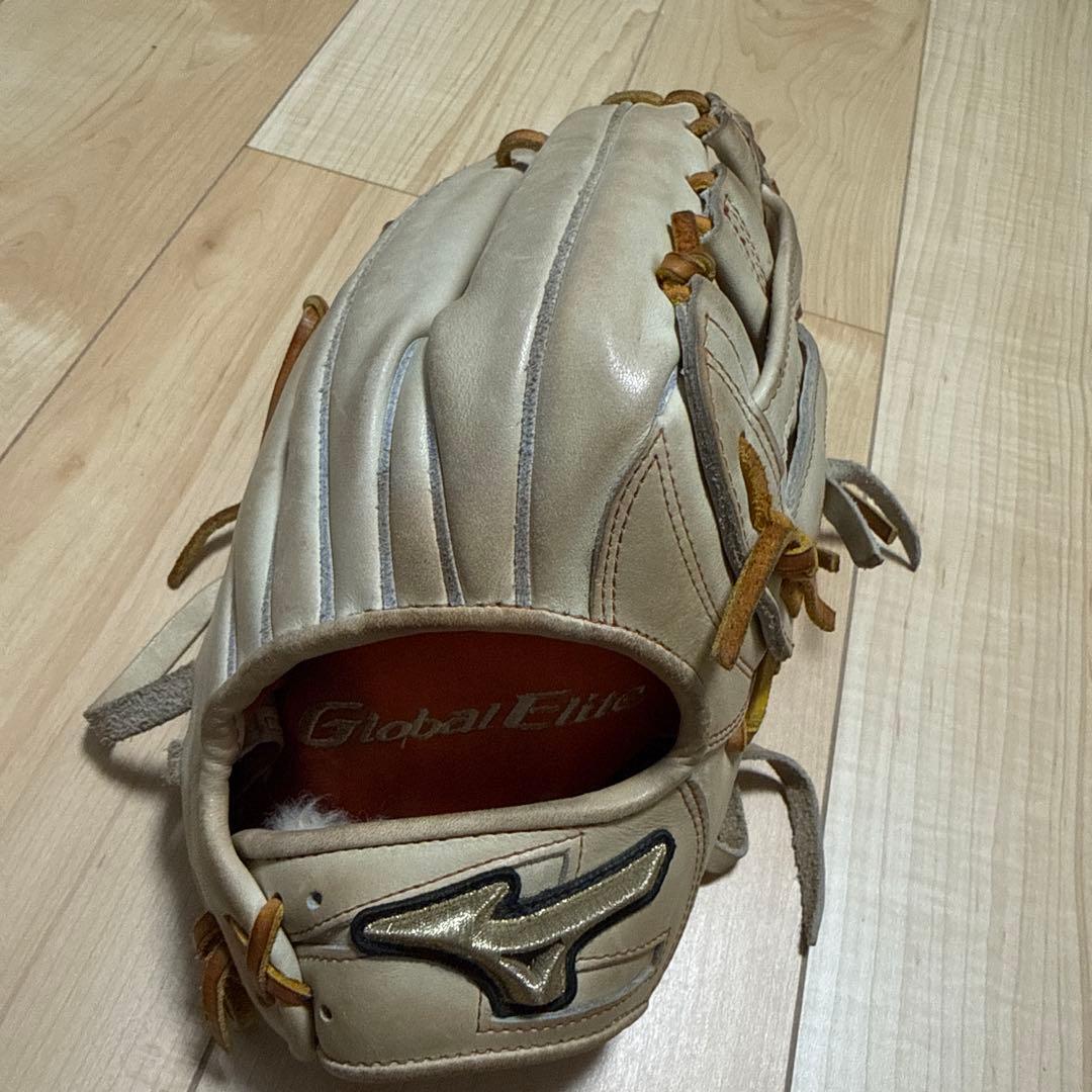 さ*き様 ミズノ　Global Elite 外野硬式グローブ クリーム色 硬式用【グローバルエリート】ジャパン【外野手用／サイズ16N