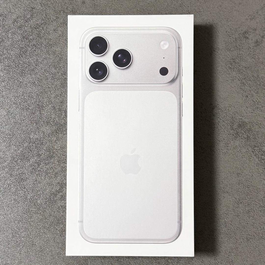 新品未使用 iPhone17 Pro Max 512GB シルバー SIMフリー - メルカリ