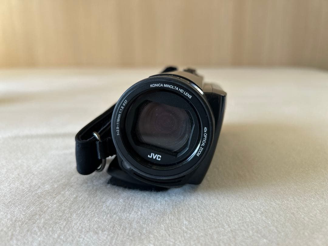 JVC Everioエブリオ GZ-R470 SDカード2枚セット - メルカリ