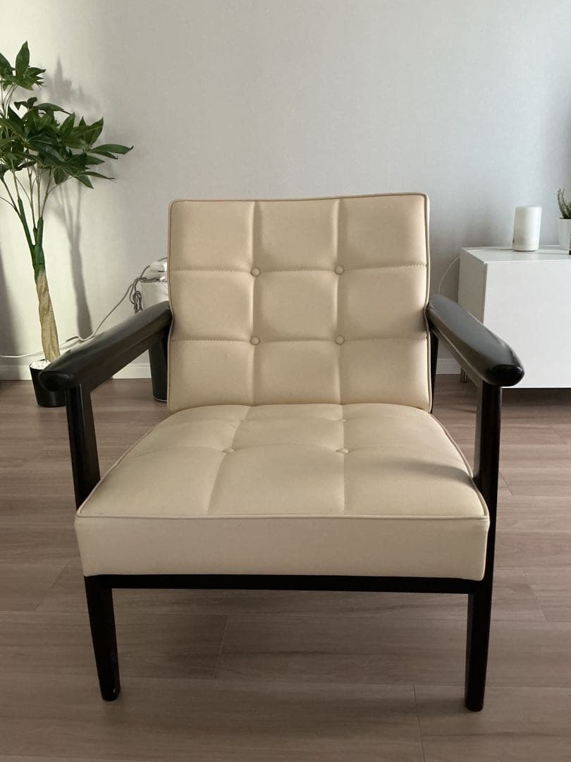 カリモク60 Kチェア1シーター カリモク60 Kチェア 1シーター・スタンダードブラック | D&DEPARTMENT